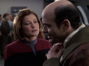 extant_StarTrek_VOY_6x13-Virtuoso_01789.jpg