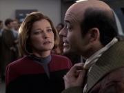 extant_StarTrek_VOY_6x13-Virtuoso_01790.jpg