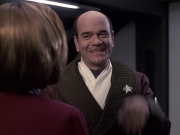 extant_StarTrek_VOY_6x13-Virtuoso_01810.jpg