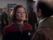 extant_StarTrek_VOY_6x13-Virtuoso_01816.jpg