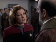 extant_StarTrek_VOY_6x13-Virtuoso_01824.jpg