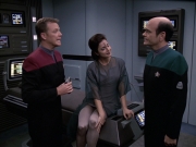 extant_StarTrek_VOY_6x13-Virtuoso_01855.jpg