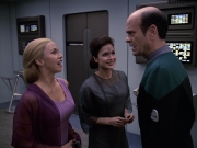 extant_StarTrek_VOY_6x13-Virtuoso_01900.jpg