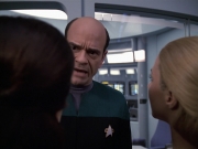 extant_StarTrek_VOY_6x13-Virtuoso_01904.jpg