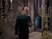 extant_StarTrek_VOY_6x13-Virtuoso_01936.jpg