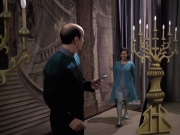 extant_StarTrek_VOY_6x13-Virtuoso_01938.jpg