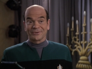 extant_StarTrek_VOY_6x13-Virtuoso_01974.jpg