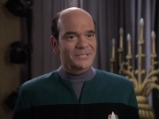 extant_StarTrek_VOY_6x13-Virtuoso_02005.jpg