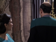 extant_StarTrek_VOY_6x13-Virtuoso_02036.jpg