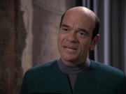 extant_StarTrek_VOY_6x13-Virtuoso_02077.jpg