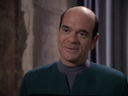 extant_StarTrek_VOY_6x13-Virtuoso_02079.jpg