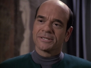 extant_StarTrek_VOY_6x13-Virtuoso_02107.jpg