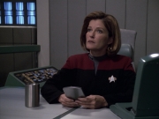 extant_StarTrek_VOY_6x13-Virtuoso_02128.jpg