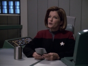 Filename=extant_StarTrek_VOY_6x13-Virtuoso_02130.jpg
Filesize=159KiB
Dimensions=1200x900
Date added=Dec 28, 2019 extant_StarTrek_VOY_6x13-Virtuoso_02130.jpg