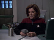 extant_StarTrek_VOY_6x13-Virtuoso_02140.jpg