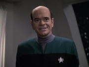 extant_StarTrek_VOY_6x13-Virtuoso_02156.jpg
