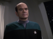 extant_StarTrek_VOY_6x13-Virtuoso_02171.jpg