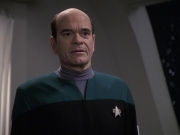 extant_StarTrek_VOY_6x13-Virtuoso_02199.jpg