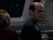 extant_StarTrek_VOY_6x13-Virtuoso_02228.jpg
