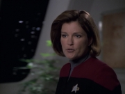 extant_StarTrek_VOY_6x13-Virtuoso_02243.jpg