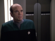 extant_StarTrek_VOY_6x13-Virtuoso_02251.jpg