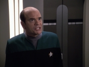 extant_StarTrek_VOY_6x13-Virtuoso_02253.jpg