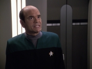 extant_StarTrek_VOY_6x13-Virtuoso_02259.jpg