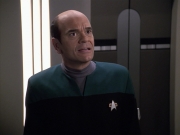 Filename=extant_StarTrek_VOY_6x13-Virtuoso_02260.jpg
Filesize=133KiB
Dimensions=1200x900
Date added=Dec 28, 2019 extant_StarTrek_VOY_6x13-Virtuoso_02260.jpg