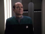 extant_StarTrek_VOY_6x13-Virtuoso_02268.jpg