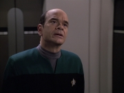 extant_StarTrek_VOY_6x13-Virtuoso_02271.jpg