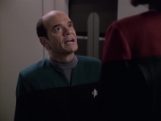 extant_StarTrek_VOY_6x13-Virtuoso_02276.jpg