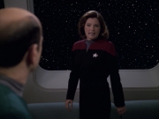 extant_StarTrek_VOY_6x13-Virtuoso_02305.jpg