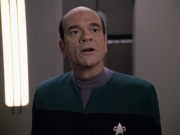 extant_StarTrek_VOY_6x13-Virtuoso_02310.jpg