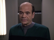 extant_StarTrek_VOY_6x13-Virtuoso_02340.jpg