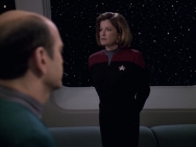 extant_StarTrek_VOY_6x13-Virtuoso_02349.jpg