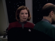 extant_StarTrek_VOY_6x13-Virtuoso_02356.jpg