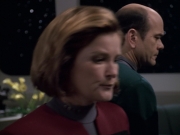 extant_StarTrek_VOY_6x13-Virtuoso_02359.jpg