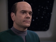 extant_StarTrek_VOY_6x13-Virtuoso_02396.jpg