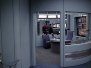 extant_StarTrek_VOY_6x13-Virtuoso_02412.jpg