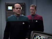 extant_StarTrek_VOY_6x13-Virtuoso_02433.jpg