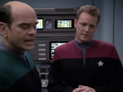 Filename=extant_StarTrek_VOY_6x13-Virtuoso_02442.jpg
Filesize=141KiB
Dimensions=1200x900
Date added=Dec 28, 2019 extant_StarTrek_VOY_6x13-Virtuoso_02442.jpg