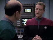 extant_StarTrek_VOY_6x13-Virtuoso_02446.jpg