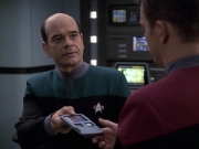 Filename=extant_StarTrek_VOY_6x13-Virtuoso_02474.jpg
Filesize=146KiB
Dimensions=1200x900
Date added=Dec 28, 2019 extant_StarTrek_VOY_6x13-Virtuoso_02474.jpg