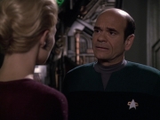 extant_StarTrek_VOY_6x13-Virtuoso_02599.jpg