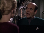 extant_StarTrek_VOY_6x13-Virtuoso_02605.jpg