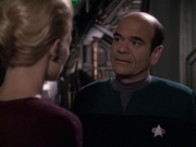 extant_StarTrek_VOY_6x13-Virtuoso_02616.jpg
