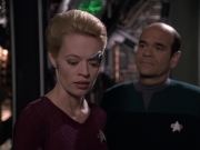 Filename=extant_StarTrek_VOY_6x13-Virtuoso_02622.jpg
Filesize=148KiB
Dimensions=1200x900
Date added=Dec 28, 2019 extant_StarTrek_VOY_6x13-Virtuoso_02622.jpg