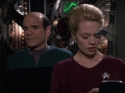 extant_StarTrek_VOY_6x13-Virtuoso_02662.jpg
