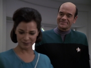 Filename=extant_StarTrek_VOY_6x13-Virtuoso_02741.jpg
Filesize=121KiB
Dimensions=1200x900
Date added=Dec 28, 2019 extant_StarTrek_VOY_6x13-Virtuoso_02741.jpg