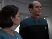 Filename=extant_StarTrek_VOY_6x13-Virtuoso_02753.jpg
Filesize=120KiB
Dimensions=1200x900
Date added=Dec 28, 2019 extant_StarTrek_VOY_6x13-Virtuoso_02753.jpg